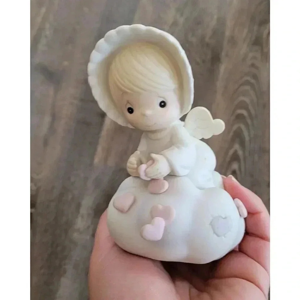 Precious Moments Sending you my love figurine #7